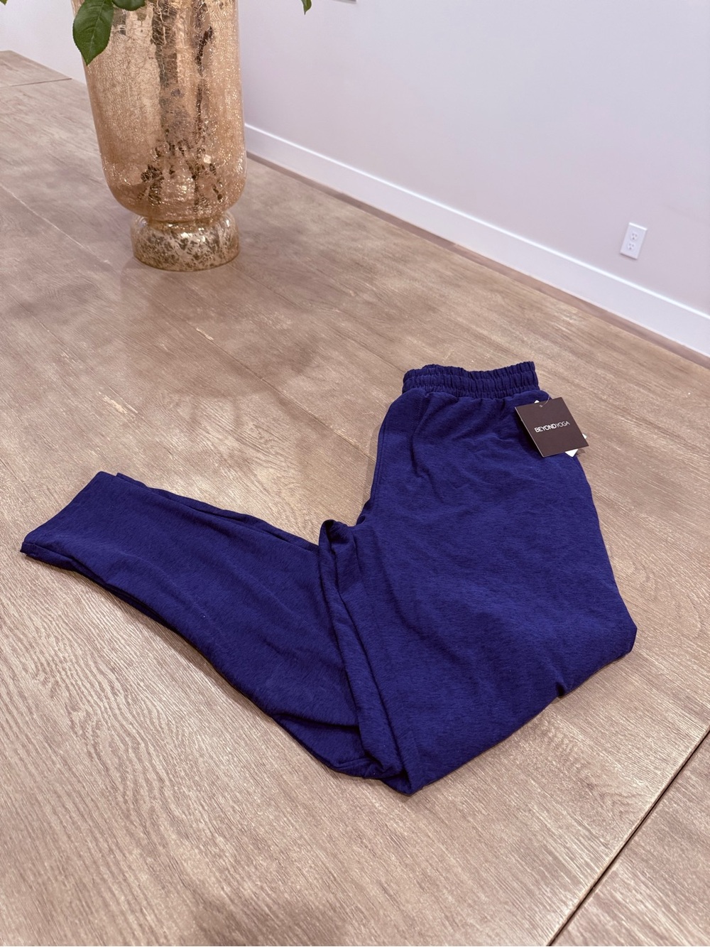 NWT! Men’s Medium Beyond Yoga Deep Blue/Purple Cozy Sweatpants Joggers